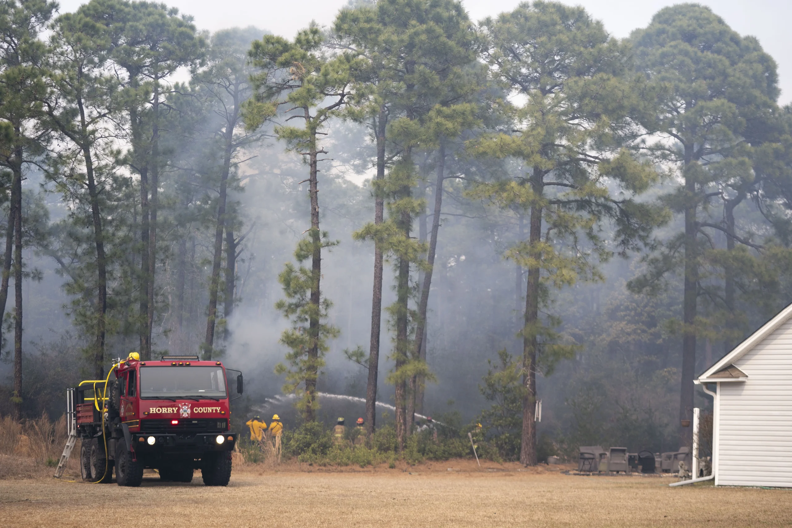 Wildfires in Carolinas Prompt Evacuations, Trigger South Carolina State of Emergency