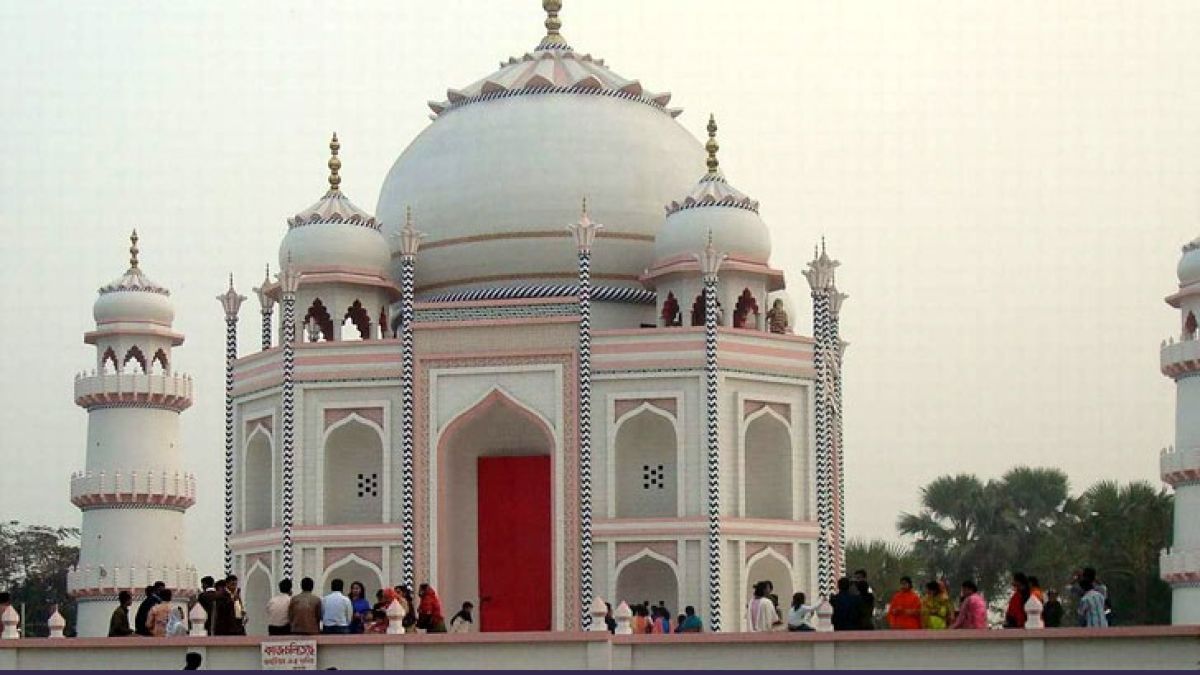 ৫টি কারণ কেন ঢাকা পর্যটকদের জন্য একটি চমৎকার গন্তব্য: ঐতিহ্য ও আধুনিকতার মিশ্রণ