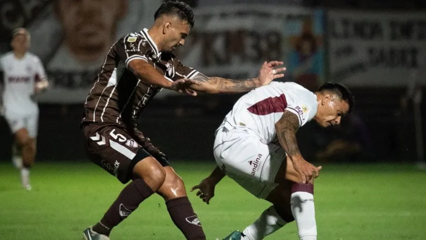 Platense and Lanús tied and lost the chance to score in a key duel for qualification.